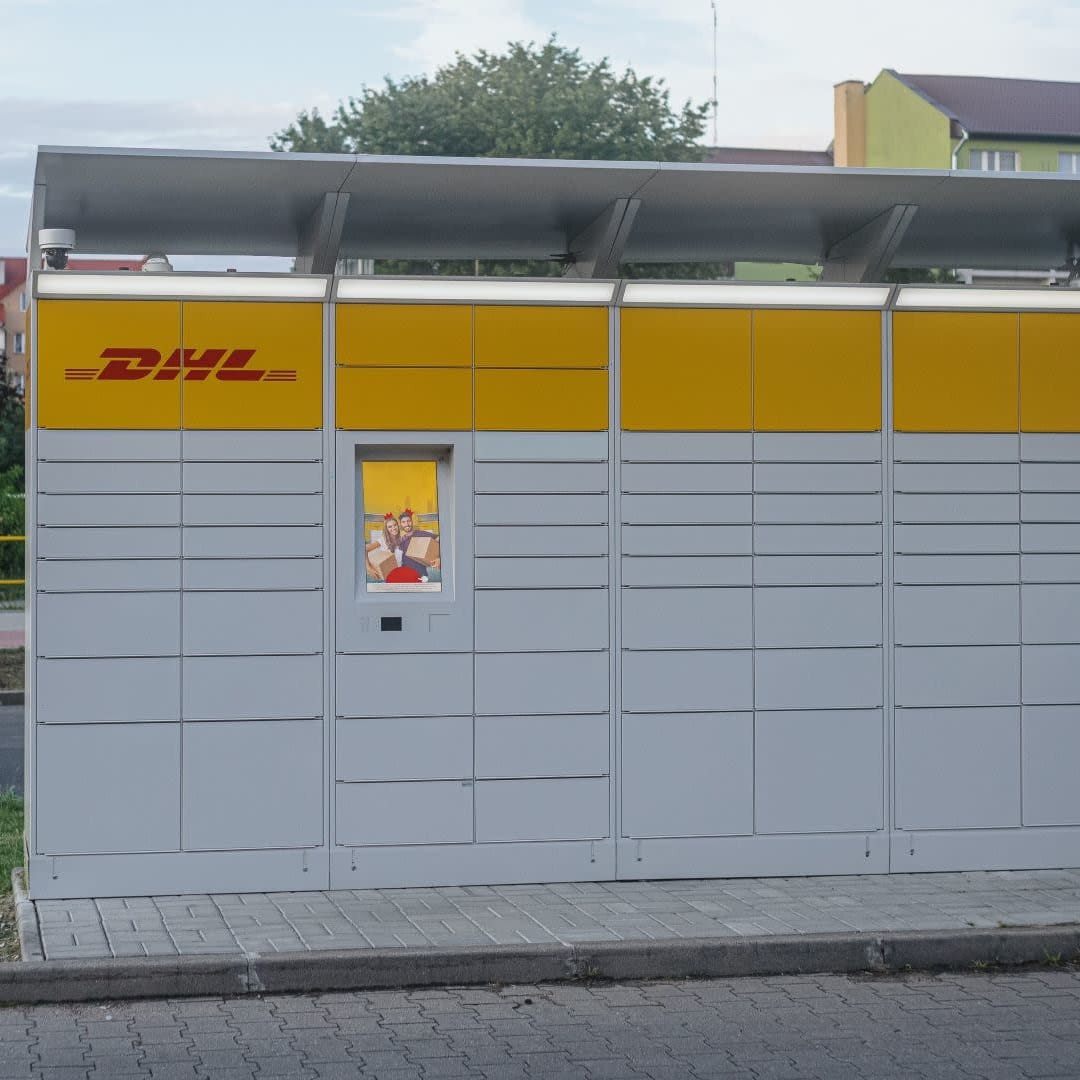 DHL eCommerce Ambil Alih Full APM Solutions untuk Perluas Jaringan Loker Paket di Polandia