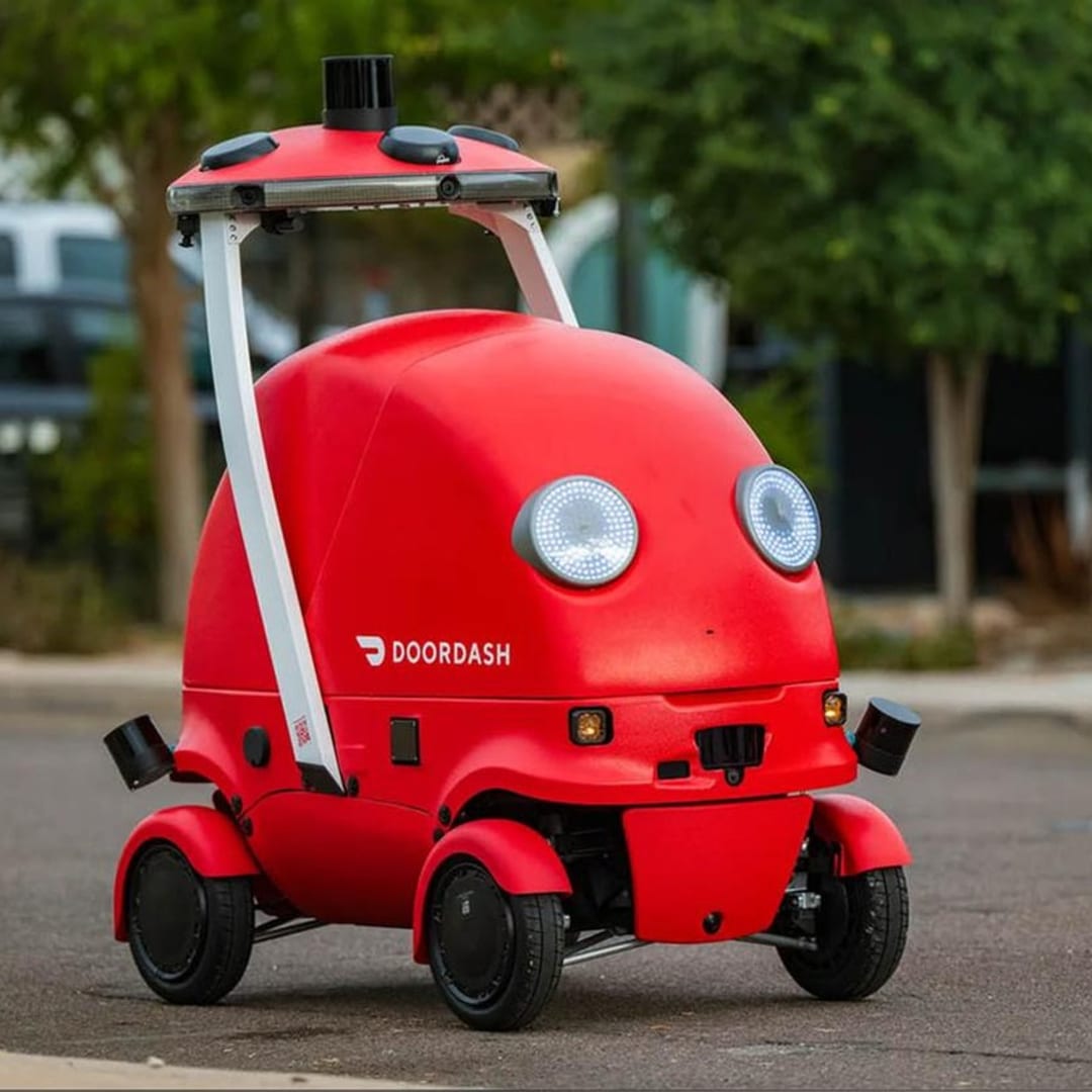 DoorDash Perkenalkan Dot, Robot Kurir Otomatis untuk Pengiriman Lokal Cepat