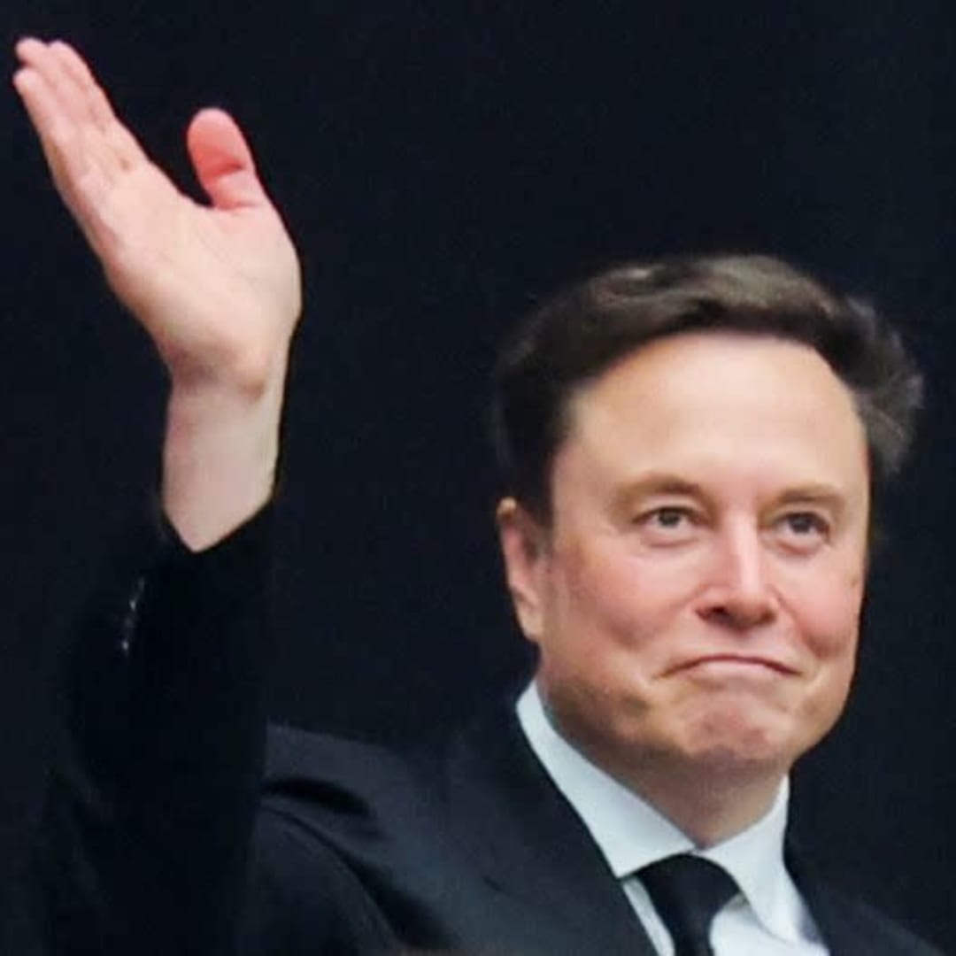 Elon Musk Jadi Orang Pertama dengan Kekayaan Bersih Nyaris 500 Miliar Dolar