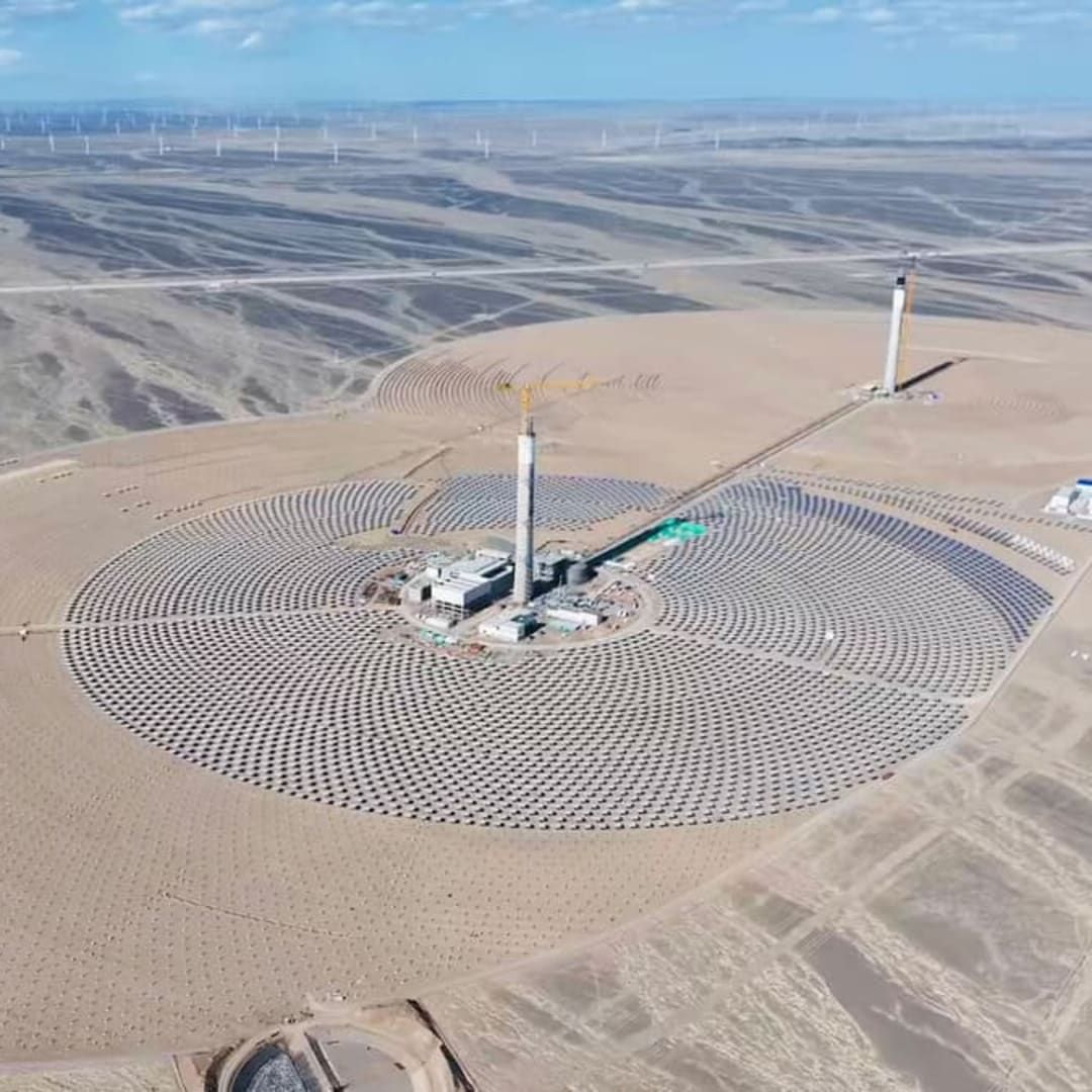 Inovasi Terobosan: Pembangkit Listrik Tenaga Surya Termal Menara Ganda di Gurun Gobi