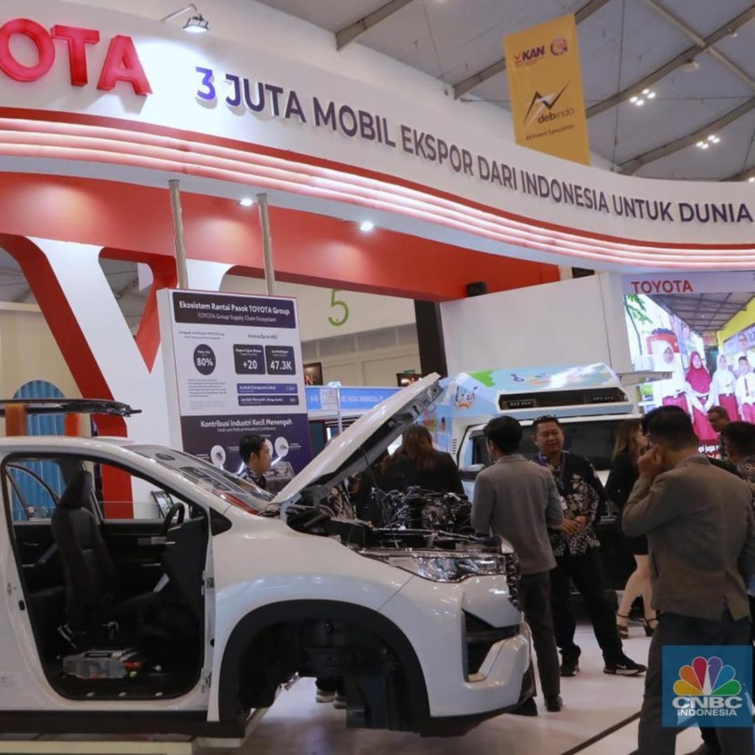 Toyota Innova Zenix Hybrid Tampil Baru Dengan Teknologi Hybrid Canggih di TEI 2025