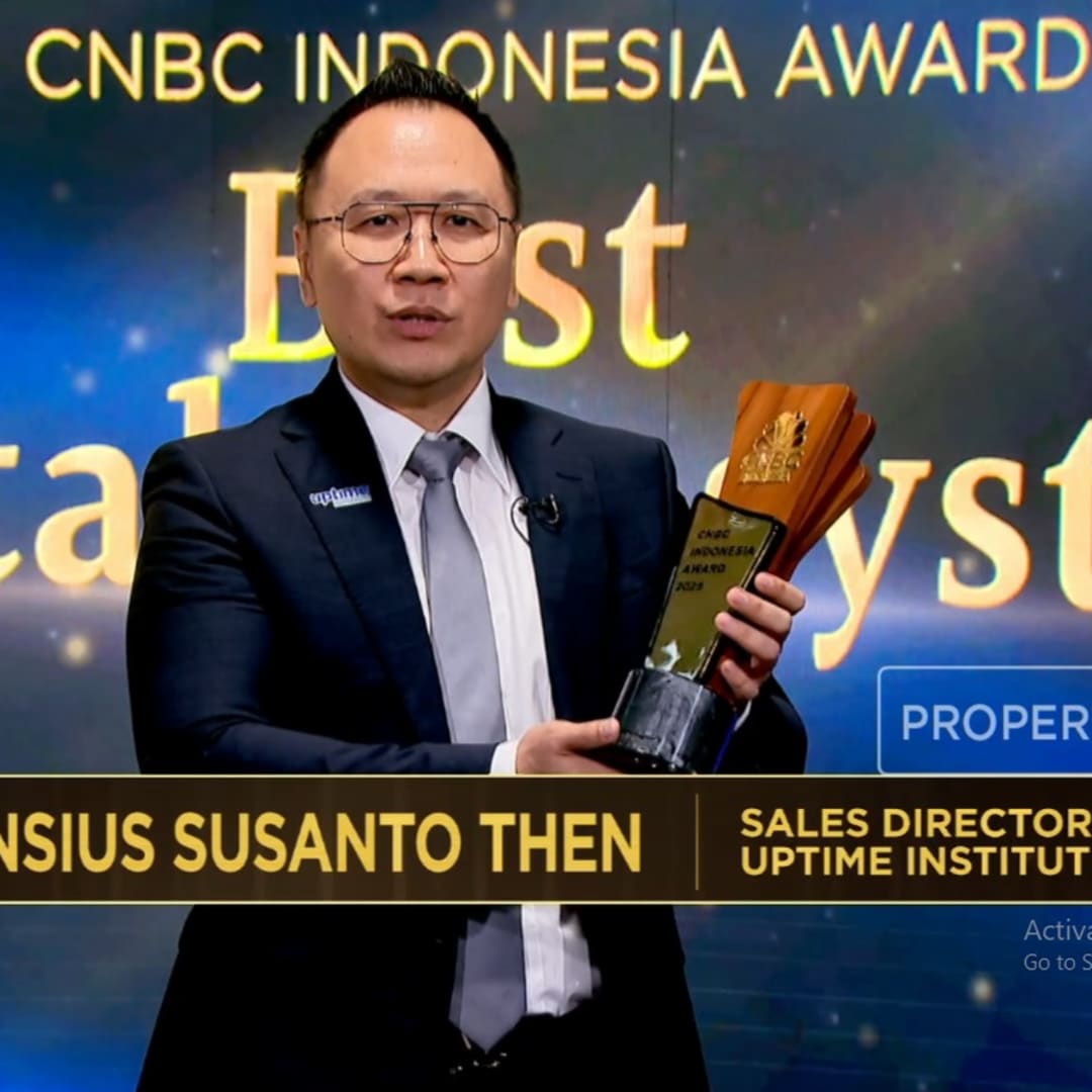 CNBC Indonesia Apresiasi Uptime Institute Sebagai Juara Ketahanan Data Center