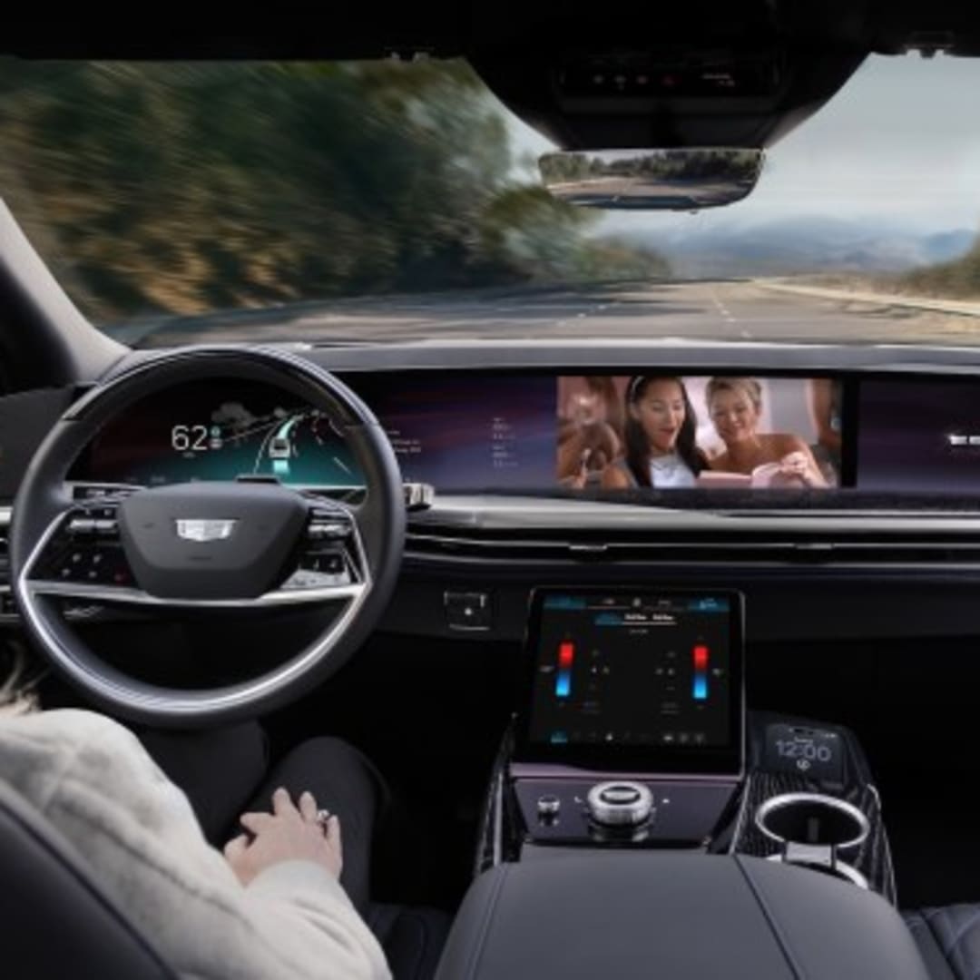 GM Siap Luncurkan Mobil Otomatis Tanpa Pegang Setir dan Tatap Jalan Tahun 2028