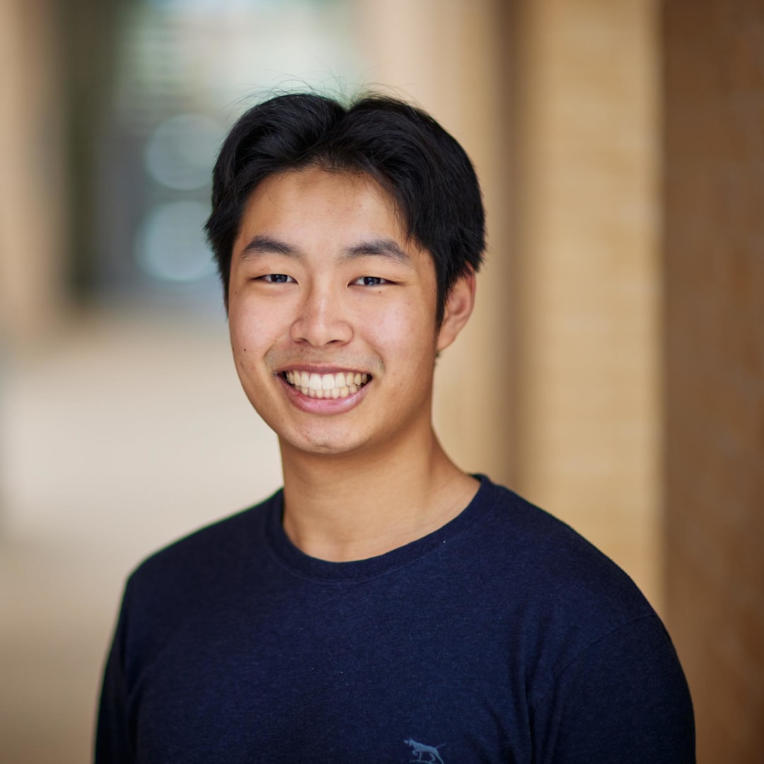 Dari Magang di Goldman Sachs ke Startup AI, Raymond Raih Mimpi Baru