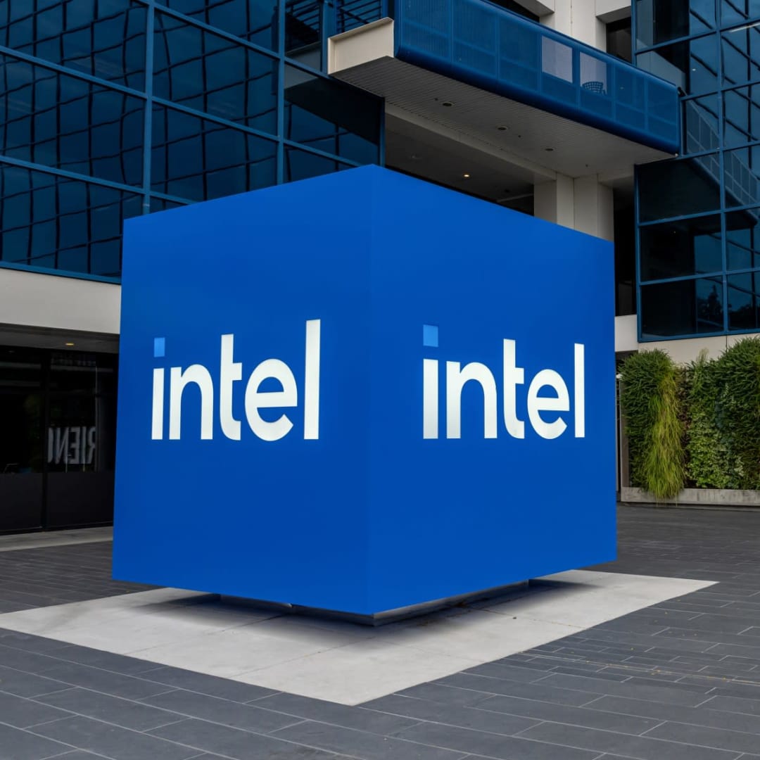Intel Berjuang Kembali dengan Dukungan Pemerintah dan Kerjasama Nvidia