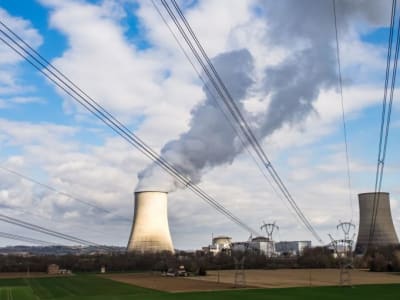 NextEra Energy Perluas Energi Gas dan Nuklir Sambut Ledakan Listrik AI