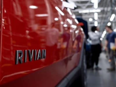 Volkswagen dan Rivian Buka Kerja Sama Teknologi untuk Mobil Listrik Masa Depan