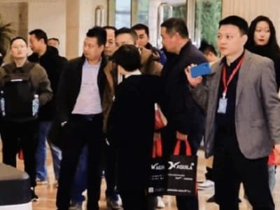 Suzhou Intelligence Technology Targetkan Hong Kong dan Macau untuk Robot Pembersih Komersial