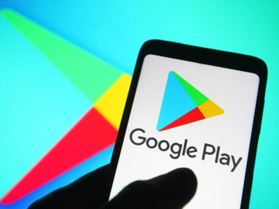 Google Perangi Aplikasi Berbahaya di Play Store dengan Sistem AI Canggih