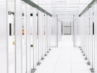 Bagaimana Perusahaan Besar Galang Dana Triliunan untuk Revolusi AI dan Data Center