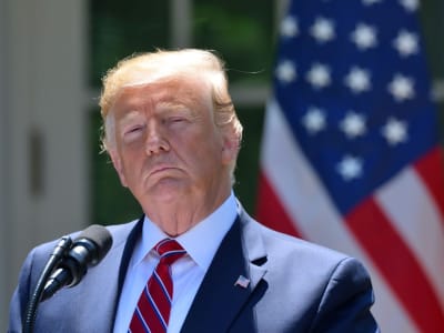 Harga Cryptocurrency Anjlok Karena Perang Dagang AS Memicu Ketidakpastian Pasar