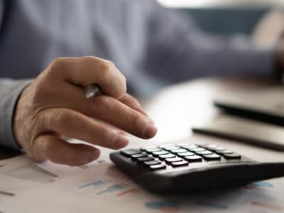 Vanguard Potong Biaya Investasi Terbesar, Untungkan Investor Jangka Panjang