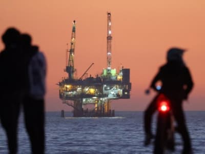 Dampak Kebijakan Energi Trump: Emisi Meningkat dan Risiko Kesehatan Mencemaskan