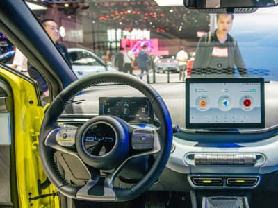 BYD Hadirkan Sistem Autopilot Terjangkau di 21 Model Mobil Listrik