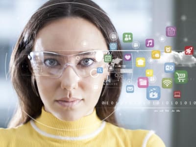 Smart Glasses: Masa Depan Komputer Pribadi yang Lebih Mobile dan Canggih