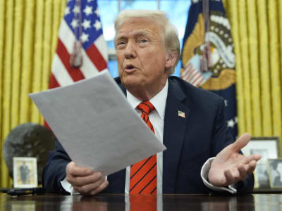 Kebijakan Tarif Trump Mengikis Kepercayaan Bisnis dan Konsumen Amerika Serikat