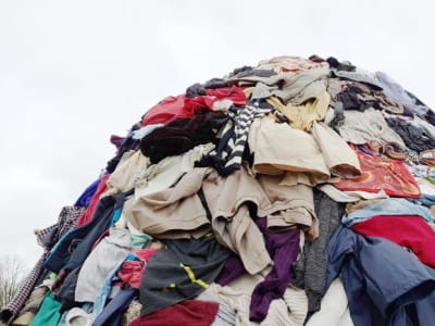 Perbaikan Pakaian: Solusi Lawan Limbah Fast Fashion dan Jaga Bumi
