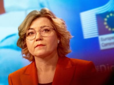 Uni Eropa Batalkan Regulasi AI, Fokus Kurangi Birokrasi dan Dorong Inovasi