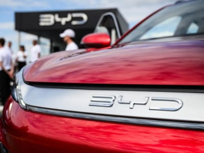 BYD Luncurkan Sistem Mengemudi Otonom Terjangkau, Tantang Tesla di Pasar Mobil Listrik