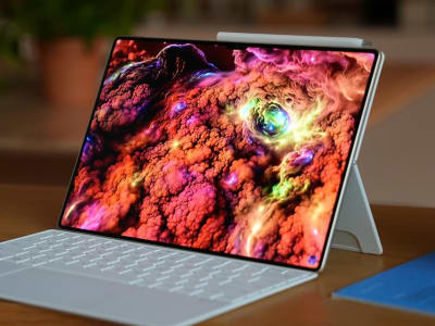 Huawei MatePad Pro 13.2: Tablet Unik dengan Layar Terbaik dan Tantangan Software