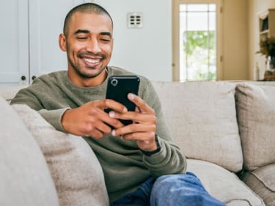 Mengatasi Ledakan Penipuan Media Sosial dengan Verifikasi Identitas AI Digital