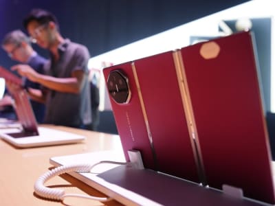 Huawei Luncurkan Mate XT, Ponsel Lipat Tiga Pertama Dunia di Malaysia