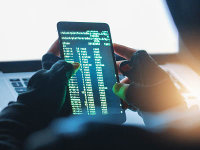 Penipuan Klaim FTX Rp80 Miliar dengan AI Selundupkan Identitas Palsu
