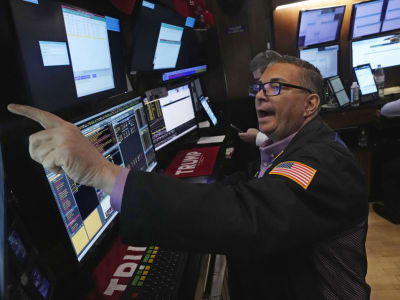 S&P 500 Cetak Rekor Baru di Tengah Ancaman Tarif dan Kenaikan Saham Teknologi