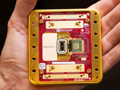 Microsoft Perkenalkan Chip Kuantum Baru yang Bisa Percepat Revolusi Komputer Kuantum