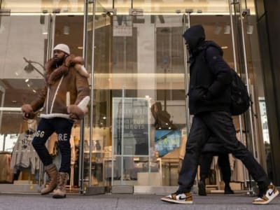 Forever 21 Siap Tutup 200 Toko Lagi, Ancaman Kebangkrutan Baru Mengintai