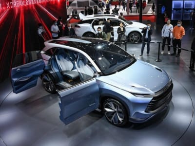 Pangsa Pasar Mobil Asing di Cina Turun Akibat Perang Harga Kendaraan Listrik