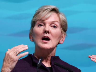 Jennifer Granholm Bergabung Dewan Edison untuk Hadapi Krisis Energi dan Hukum