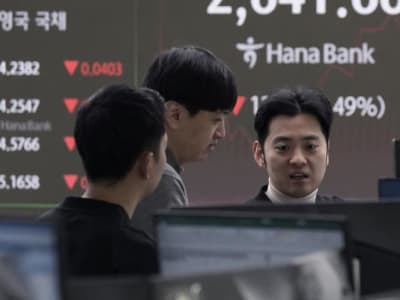 Kebijakan Trump Picu Kekhawatiran Ekonomi hingga Saham Global Tertekan