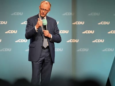 Jaringan Akun Palsu Serang Kandidat Kanselir Jerman dengan Narasi Pro-Rusia