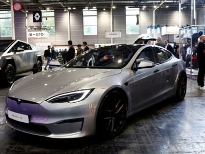 Penurunan Penjualan Tesla di Eropa Picu Turunnya Nilai Saham di Bawah 1 Triliun Dollar