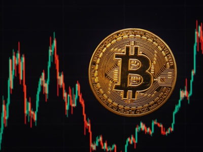 Harga Bitcoin Anjlok Terbawa Gelombang Ketidakpastian Ekonomi Global