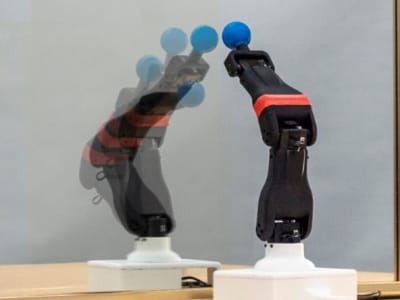 Robot Pintar yang Belajar Mengerti Tubuhnya Sendiri dari Bayangan