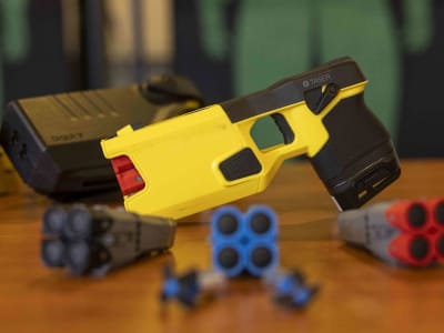 Axon Enterprise Catat Pendapatan Meningkat Tajam dan Saham Melonjak