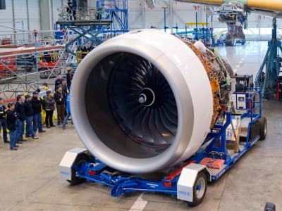 Rolls-Royce Capai Target Keuntungan Lebih Awal dan Luncurkan Buyback Saham