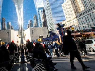 Kebijakan Tarif Trump Picu Kekhawatiran Perlambatan Ekonomi Global