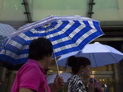 Gap Perkirakan Penjualan Melambat karena Konsumen Kurangi Belanja Pakaian