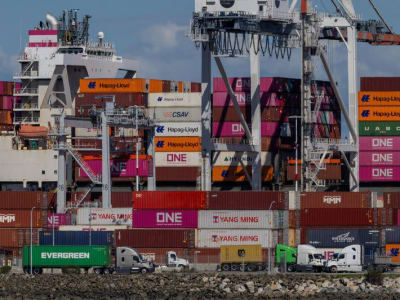 Rencana Trump Picu Krisis Logistik Global karena Tarif Tinggi Kapal China