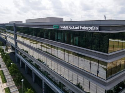 HPE Rugi Besar, Karyawan Dipangkas Karena Tarif dan Masalah Server