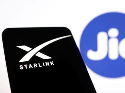 Reliance Jio Berkolaborasi dengan SpaceX Bawa Internet Starlink ke India