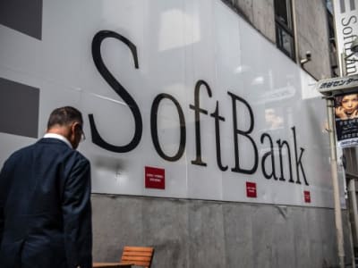 SoftBank Beli Pabrik Sharp untuk Bangun Pusat Data AI Terbesar di Jepang