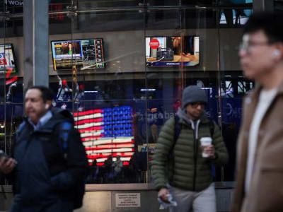 Pasar Saham Guncang Akibat Perang Dagang dan Ketidakpastian Kebijakan Fed