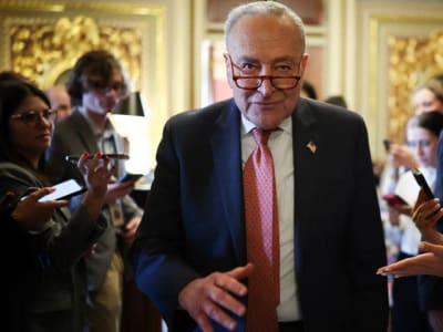 Saham Menguat Pasca Isu Shutdown Mereda, Fokus ke Sektor Teknologi dan AI