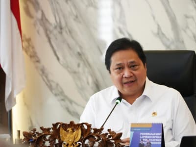 Airlangga dan Sri Mulyani Tegaskan Tidak Mundur, Pasar Modal RI Terpengaruh Faktor Global