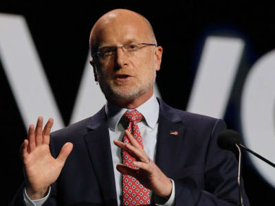 FCC Selidiki Perusahaan China di AS Terkait Ancaman Keamanan Nasional