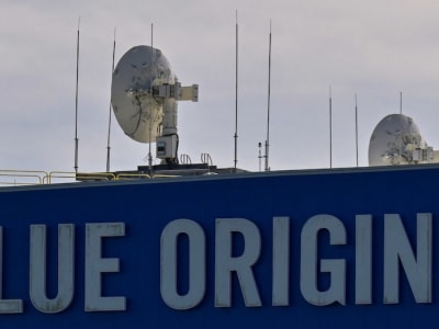 Firefly dan Blue Origin Siap Jelajahi Formasi Vulkanik Langka di Bulan 2028